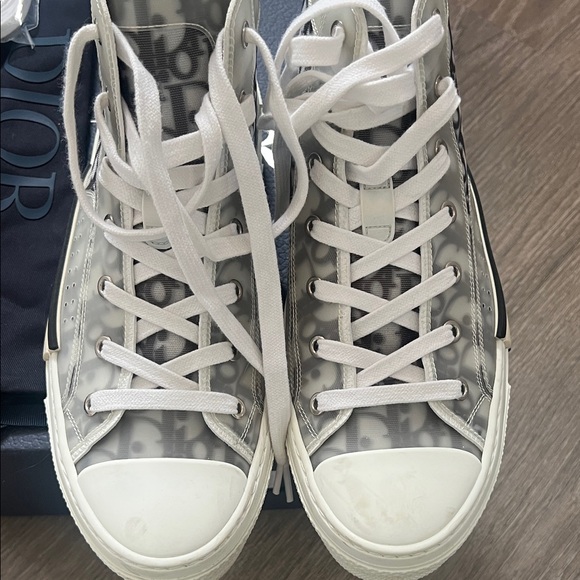Dior High-Top Sneakers in Grey and White Oblique Canvas - Picture 3 of 14